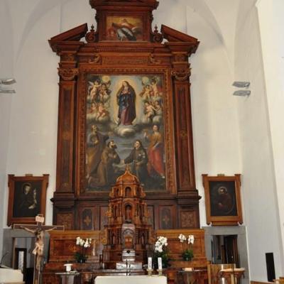 Altare Centrale 3